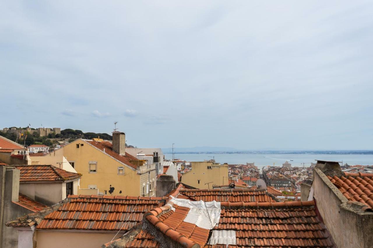 Rossio Penthouse Three-bedroom W/ River View And Parking - By Lu Holidays Lisboa
